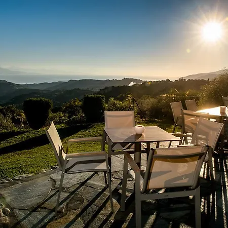 Hotel Gerofotis Traditional Est 1892 - Close To Aigio, Akoli, Selianitika