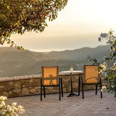Gerofotis Traditional Est 1892 - Close To Aigio, Akoli, Selianitika Hotel