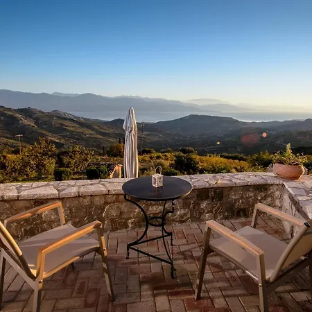 Gerofotis Traditional Est 1892 - Close To Aigio, Akoli, Selianitika Hotel