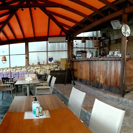Gerofotis Traditional Est 1892 - Close To Aigio, Akoli, Selianitika Hotel Lakka (Peloponnese)