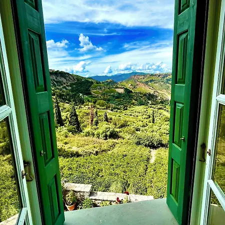 Hotel Gerofotis Traditional Est 1892 - Close To Aigio, Akoli, Selianitika Lákka