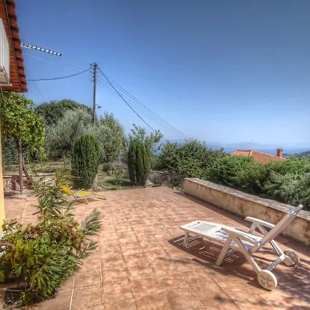 Gerofotis Traditional Est 1892 - Close To Aigio, Akoli, Selianitika 4* Lákka