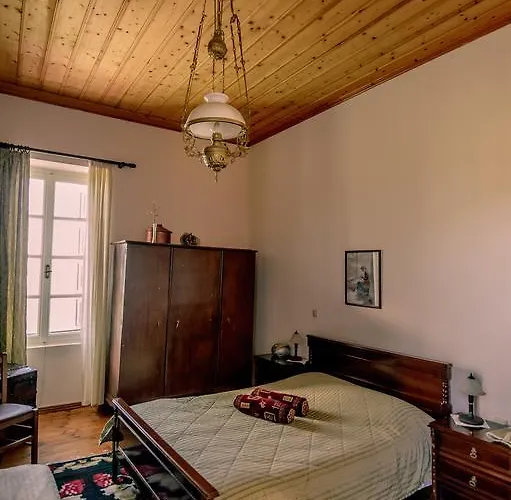 Gerofotis Traditional Est 1892 - Close To Aigio, Akoli, Selianitika 4* Lákka