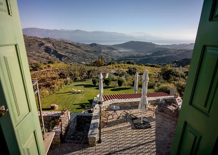 Gerofotis Traditional Est 1892 - Close To Aigio, Akoli, Selianitika 4*