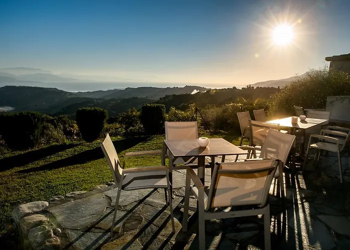 Hotel Gerofotis Traditional Est 1892 - Close To Aigio, Akoli, Selianitika