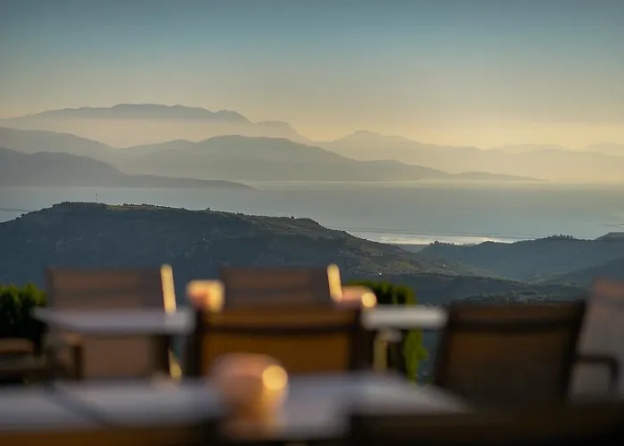 Gerofotis Traditional Est 1892 - Close To Aigio, Akoli, Selianitika فندق Lákka