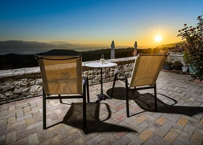 فندق Gerofotis Traditional Est 1892 - Close To Aigio, Akoli, Selianitika Lákka