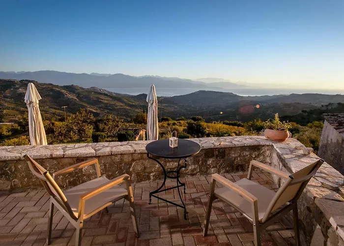 Gerofotis Traditional Est 1892 - Close To Aigio, Akoli, Selianitika Hotel