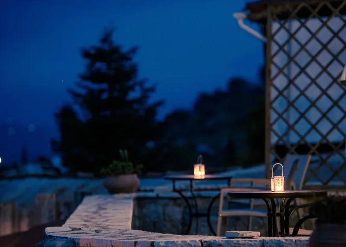 فندق Gerofotis Traditional Est 1892 - Close To Aigio, Akoli, Selianitika 4*