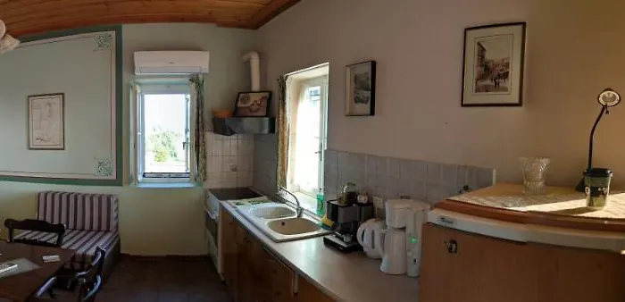 Hotel Gerofotis Traditional Est 1892 - Close To Aigio, Akoli, Selianitika