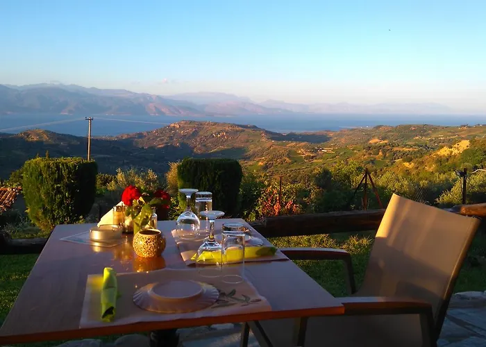 فندق Gerofotis Traditional Est 1892 - Close To Aigio, Akoli, Selianitika 4*