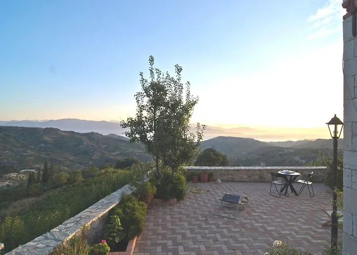 Gerofotis Traditional Est 1892 - Close To Aigio, Akoli, Selianitika فندق