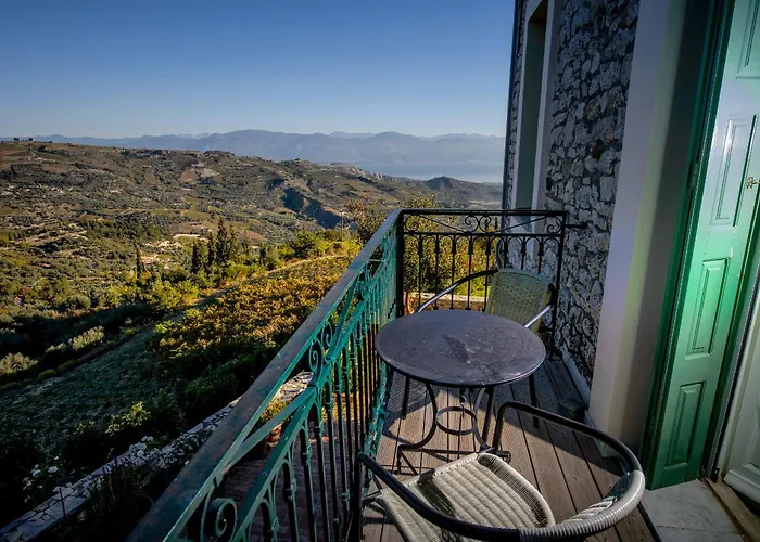 Hotel Gerofotis Traditional Est 1892 - Close To Aigio, Akoli, Selianitika